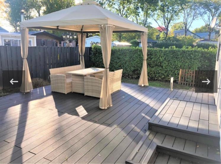 Vakantiehuis Recreatiepark Rhederlaagse Meren Lathum Hotel Exterior foto